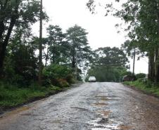 Trecho não pavimentado da PR-160 entre Imbaú e Reserva, após chuva