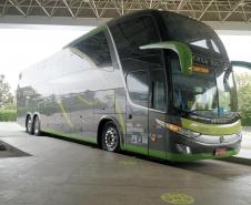 Ônibus na rodoviária de Curitiba