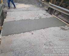 Substituição de concreto danificado no tabuleiro