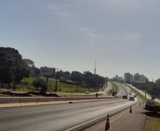 Obras de passarela em Londrina