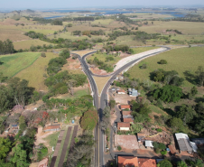 Curva concluída na PR-151 em Ribeirão Claro