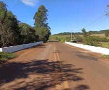 Ponte Rio Caratuva PR-239 no limite entre Campina da Lagoa e Nova Cantu