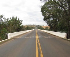 Ponte Rio Chopim PR-566 no limite entre Coronel Vivida e Itapejara d'Oeste