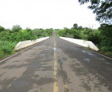 Ponte Rio Dom Bosco PR-557 no limite entre Paranavaí e Terra Rica