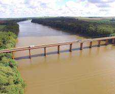 Ponte Rio Ivaí PR-492 no limite entre Paraíso do Norte e Rondon