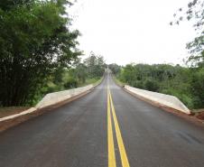 Ponte Rio Jequitibá PR-587 no limite entre Esperança Nova e São Jorge do Patrocínio