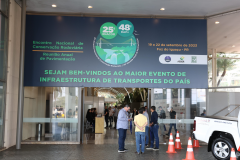 Primeiro dia do 25º Encontro Nacional de Conservação Rodoviária (Enacor) e 48ª Reunião Anual de Pavimentação (RAPv) em Foz do Iguaçu