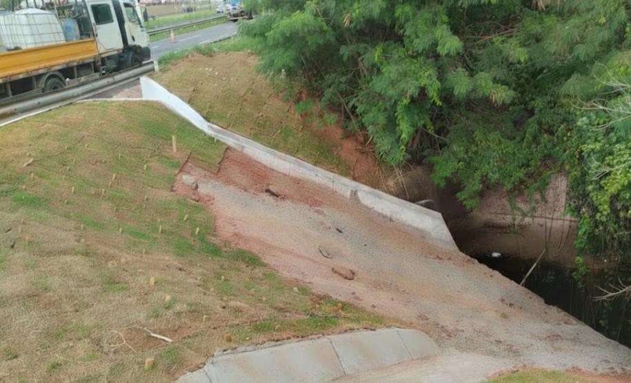 Obra emergencial na PR-323 em Umuarama concluída
